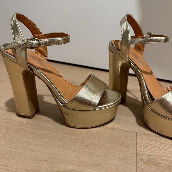 Gold platform heel - Picture 3 of 3